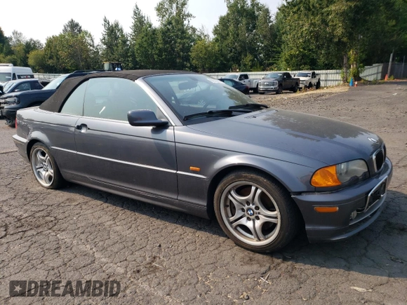 2001 BMW 3 Series 330Ci with VIN WBABS53401JU83660, listed as a Copart auction lot 65535014 with 173,739 mi miles and Salvage Title. Bid and sale history available at carsss.com. Image 4.