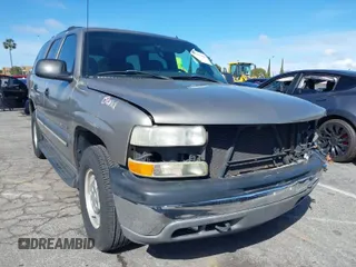 2002 Chevrolet Tahoe LS with VIN 1GNEC13T22R161576, listed as a IAAI auction lot 41720468 with 170,744 mi miles. Bid and sale history available at carsss.com. Image 1.
