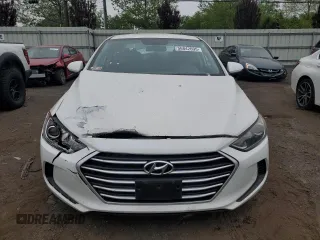 2018 Hyundai Elantra SEL z VIN 5NPD84LF5JH259640, wystawiony jako Copart lot #56842695 z przebiegiem 72 159 mil mil oraz Szkoda całkowita • Salvage title. Historia ofert i sprzedaży dostępna na DreamBid. Obrazek 5.