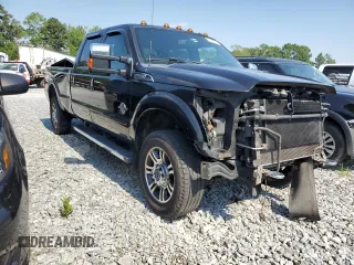 2015 Ford F-350 Platinum z VIN 1FT8W3BTXFEA30693, wystawiony jako Copart lot #61465335 z przebiegiem 296 574 mil mil oraz Szkoda całkowita • Salvage title. Historia ofert i sprzedaży dostępna na DreamBid. Obrazek 4.