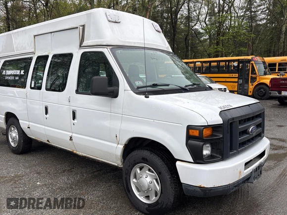 2014 Ford Econoline Cargo Commercial with VIN 1FTNS2EW3EDA97297, listed as a Copart auction lot 56185395 with 167,805 mi miles and Clean Title. Bid and sale history available at DreamBid. Image 1.