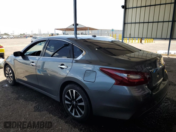 2018 Nissan Altima SV with VIN 1N4AL3AP9JC209607, listed as a Copart auction lot 52555325 with 187,238 mi miles and Clean Title. Bid and sale history available at DreamBid. Image 3.