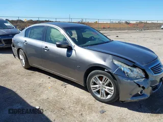 2015 Infiniti Q40 with VIN JN1CV6AP7FM580106, listed as a IAAI auction lot 41650269 with 111,264 mi miles. Bid and sale history available at carsss.com. Image 1.