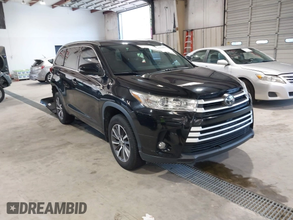 2017 Toyota Highlander XLE with VIN 5TDJZRFH6HS444309, listed as a IAAI auction lot 42640086 with 54,179 mi miles and . Bid and sale history available at DreamBid. Image 1.