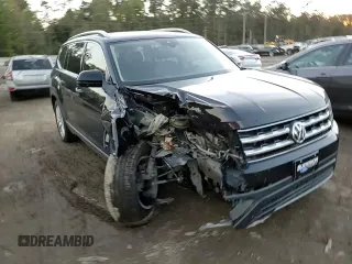 2018 Volkswagen Atlas SEL Premium with VIN 1V2NR2CAXJC573725, listed as a Copart auction lot 81723714 with 97,157 mi miles and Salvage title. Bid and sale history available at DreamBid. Image 12.