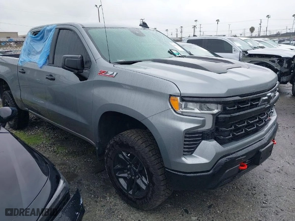 2024 Chevrolet Silverado 1500 LT Trail Boss with VIN 3GCUDFED8RG336847, listed as a IAAI auction lot 41502602 with 5,227 mi miles. Bid and sale history available at carsss.com. Image 1.