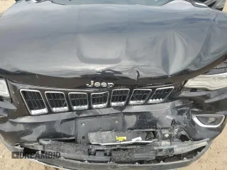 2016 Jeep Grand Cherokee Limited with VIN 1C4RJFBG3GC443608, listed as a Copart auction lot 62612335 with 176,273 mi miles and Salvage title. Bid and sale history available at DreamBid. Image 12.