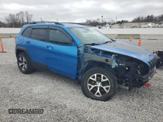 2017 Jeep Cherokee Trailhawk L Plus with VIN 1C4PJMBB7HW665424, listed as a Copart auction lot 49121155 with 68,782 mi miles and Salvage Title. Bid and sale history available at carsss.com. Image 4.