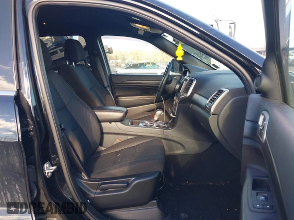 2020 Jeep Grand Cherokee Altitude with VIN 1C4RJFAG5LC266961, listed as a IAAI auction lot 41489975 with 58,747 mi miles. Bid and sale history available at carsss.com. Image 5.