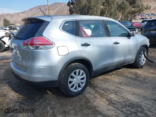 2016 Nissan Rogue S with VIN KNMAT2MVXGP687647, listed as a IAAI auction lot 41421370 with 118,721 mi miles. Bid and sale history available at carsss.com. Image 4.