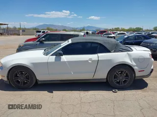 2012 Ford Mustang V6 with VIN 1ZVBP8EM3C5254496, listed as a IAAI auction lot 42211890 with 192,960 mi miles and . Bid and sale history available at DreamBid. Image 14.