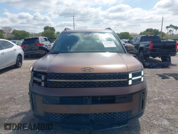 2024 Hyundai Santa Fe Calligraphy z VIN 5NMP54GLXRH023290, wystawiony jako IAAI lot #41996053 z przebiegiem 16 737 mil mil oraz . Historia ofert i sprzedaży dostępna na DreamBid. Obrazek 13.