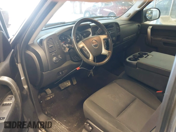 2012 GMC Sierra 1500 with VIN 1GTN1VE06CZ252800, listed as a IAAI auction lot 41684058 with 102,401 mi miles and . Bid and sale history available at DreamBid. Image 8.