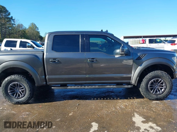 2020 Ford F-150 Raptor with VIN 1FTFW1RG7LFB08650, listed as a IAAI auction lot 40992485 with 102,115 mi miles and . Bid and sale history available at carsss.com. Image 13.