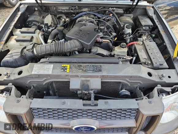 2005 Ford Explorer Sport Trac XLS with VIN 1FMZU67K95UA13377, listed as a Copart auction lot 63669845 with 123,676 mi miles and Clean title. Bid and sale history available at DreamBid. Image 11.