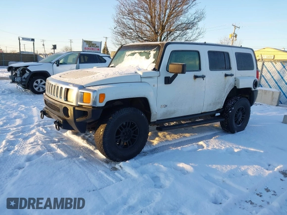 2006 Hummer H3 with VIN 5GTDN136168216855, listed as a IAAI auction lot 41327580 with 244,321 mi miles and . Bid and sale history available at DreamBid. Image 2.