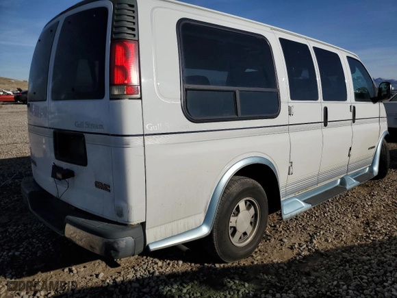 1999 GMC Savana Cargo Van YF7 Upfitter with VIN 1GDFG15RXX1161264, listed as a Copart auction lot 85604174 with 0 mi miles and Salvage Title. Bid and sale history available at carsss.com. Image 3.