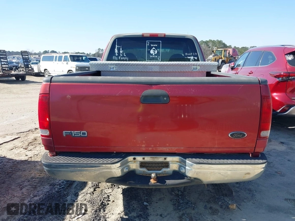 2000 Ford F-150 XL with VIN 1FTZX1725YNA94343, listed as a IAAI auction lot 41659358 with 295,337 mi miles. Bid and sale history available at carsss.com. Image 6.