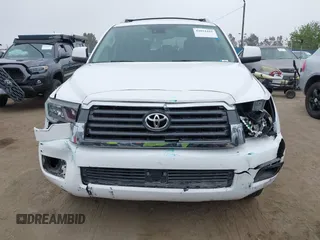 2018 Toyota Sequoia SR5 with VIN 5TDBY5G13JS165133, listed as a IAAI auction lot 42034441 with 121,474 mi miles. Bid and sale history available at carsss.com. Image 12.