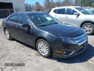 2010 Ford Fusion Hybrid with VIN 3FADP0L33AR294150, listed as a IAAI auction lot 42057023 with 197,497 mi miles. Bid and sale history available at carsss.com. Image 1.