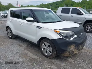 2015 Kia Soul z VIN KNDJN2A23F7795983, wystawiony jako IAAI lot #42386183 z przebiegiem Nie podano mil oraz . Historia ofert i sprzedaży dostępna na DreamBid. Obrazek 1.