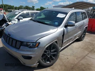 2021 Jeep Grand Cherokee Laredo X z VIN 1C4RJEAG9MC739515, wystawiony jako IAAI lot #42184910 z przebiegiem 45 687 mil mil oraz . Historia ofert i sprzedaży dostępna na DreamBid. Obrazek 18.
