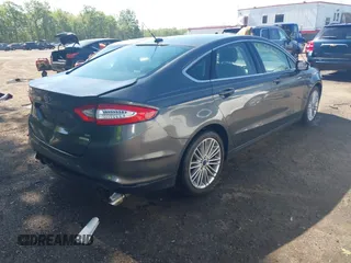 2015 Ford Fusion SE with VIN 3FA6P0HD2FR261223, listed as a IAAI auction lot 42109893 with 74,965 mi miles. Bid and sale history available at carsss.com. Image 4.