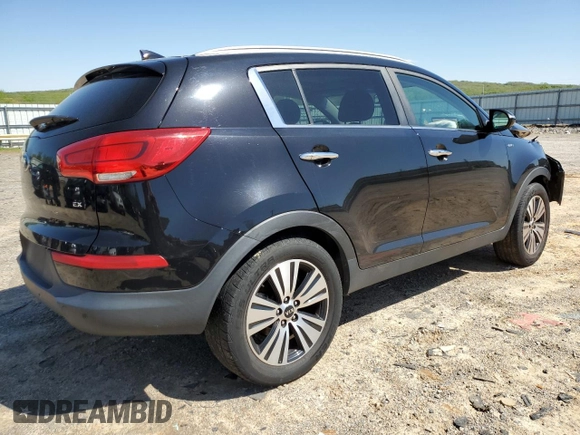 2016 Kia Sportage EX z VIN KNDPCCAC8G7827374, wystawiony jako Copart lot #52326215 z przebiegiem 152 745 mil mil oraz Szkoda całkowita • Salvage title. Historia ofert i sprzedaży dostępna na DreamBid. Obrazek 3.