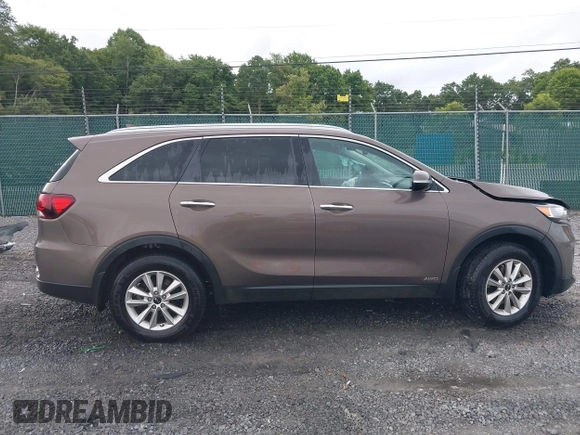 2019 Kia Sorento LX with VIN 5XYPGDA32KG429289, listed as a IAAI auction lot 40030977 with 53,579 mi miles. Bid and sale history available at carsss.com. Image 14.