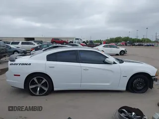 2013 Dodge Charger RT with VIN 2C3CDXCT8DH729644, listed as a IAAI auction lot 41932502 with 149,685 mi miles and . Bid and sale history available at carsss.com. Image 14.