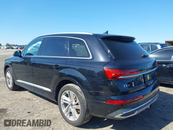 2021 Audi Q7 Premium Plus with VIN WA1LXAF71MD037845, listed as a IAAI auction lot 41987970 with 51,489 mi miles and . Bid and sale history available at DreamBid. Image 3.