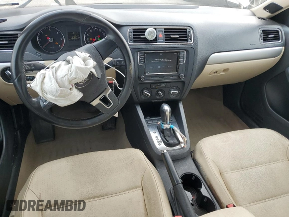2012 Volkswagen Jetta TDI с VIN 3VWLL7AJ0CM388575, выставлен на аукционе Copart как лот 60374835 с пробегом 187 867 миль миль и Списание • Salvage title. История ставок и продаж доступна на DreamBid. Изображение 8.