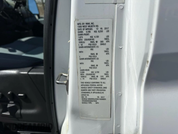 2018 Ford Transit z VIN 1FDAX2XV9JKA27938, wystawiony jako Copart lot #53981395 z przebiegiem 141 024 mil mil oraz Czysty tytuł • Clean title. Historia ofert i sprzedaży dostępna na DreamBid. Obrazek 10.