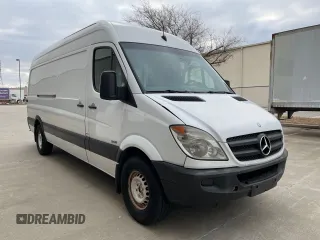 2011 Mercedes-Benz Sprinter with VIN WD3PE8CB5B5604980, listed as a Copart auction lot 87464074 with 412,111 mi miles and Clean Title. Bid and sale history available at carsss.com. Image 1.