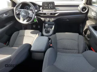 2021 Kia Forte LXS with VIN 3KPF24AD4ME409208, listed as a Copart auction lot 61753175 with 42,131 mi miles and Salvage title. Bid and sale history available at DreamBid. Image 8.