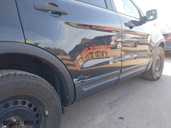 2013 Ford Explorer with VIN 1FM5K7B89DGA91158, listed as a IAAI auction lot 41767236 with 212,406 mi miles. Bid and sale history available at carsss.com. Image 6.