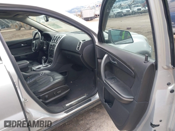 2010 GMC Acadia SLT2 with VIN 1GKLVNED0AJ164842, listed as a IAAI auction lot 41746075 with 186,567 mi miles and . Bid and sale history available at DreamBid. Image 5.