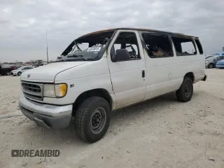 2001 Ford Econoline Passenger XL z VIN 1FBSS31L01HA63703, wystawiony jako Copart lot #42619915 z przebiegiem Nie podano mil oraz Nie do naprawy • Non repairable. Historia ofert i sprzedaży dostępna na DreamBid. Obrazek 1.