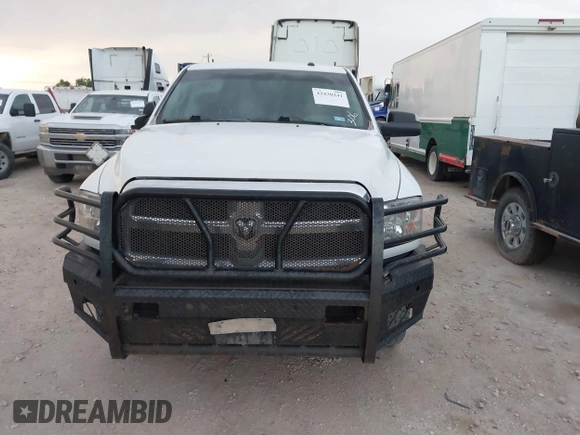 2018 Ram 2500 Tradesman with VIN 3C6UR5HJ6JG425275, listed as a IAAI auction lot 42430241 with 152,367 mi miles and . Bid and sale history available at DreamBid. Image 12.