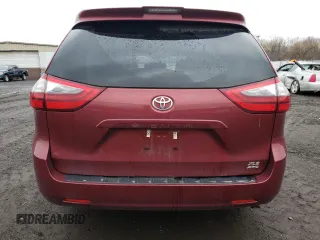 2020 Toyota Sienna XLE with VIN 5TDDZ3DC2LS238429, listed as a Copart auction lot 52625165 with 117,040 mi miles and Salvage Title. Bid and sale history available at carsss.com. Image 6.