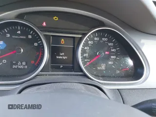 2015 Audi Q7 3.0T Premium Plus with VIN WA1LGAFE0FD008032, listed as a IAAI auction lot 41690210 with 92,690 mi miles. Bid and sale history available at carsss.com. Image 15.