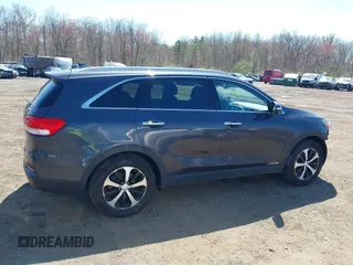 2018 Kia Sorento EX with VIN 5XYPHDA57JG388378, listed as a IAAI auction lot 41977584 with 121,482 mi miles and . Bid and sale history available at carsss.com. Image 13.