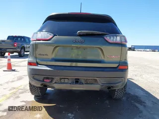 2019 Jeep Cherokee Trailhawk Elite with VIN 1C4PJMBN7KD287506, listed as a IAAI auction lot 42072589 with 108,034 mi miles and . Bid and sale history available at DreamBid. Image 16.