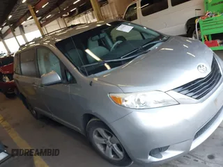 2012 Toyota Sienna LE AAS with VIN 5TDKK3DCXCS271299, listed as a IAAI auction lot 41376742 with 134,968 mi miles. Bid and sale history available at carsss.com. Image 13.