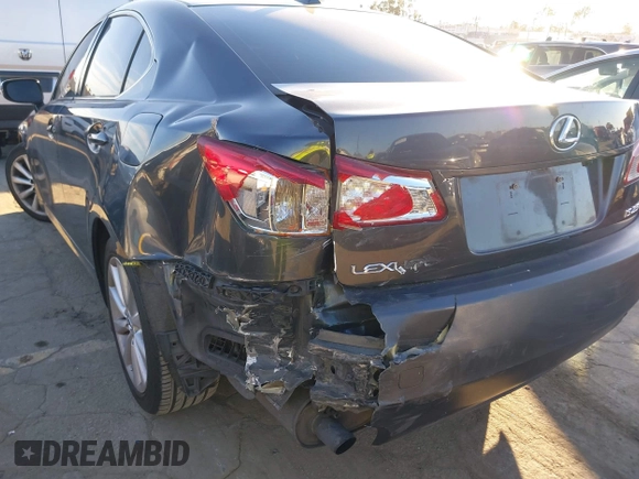2009 Lexus IS 250 with VIN JTHBK262195092435, listed as a IAAI auction lot 40872640 with 245,143 mi miles. Bid and sale history available at carsss.com. Image 6.