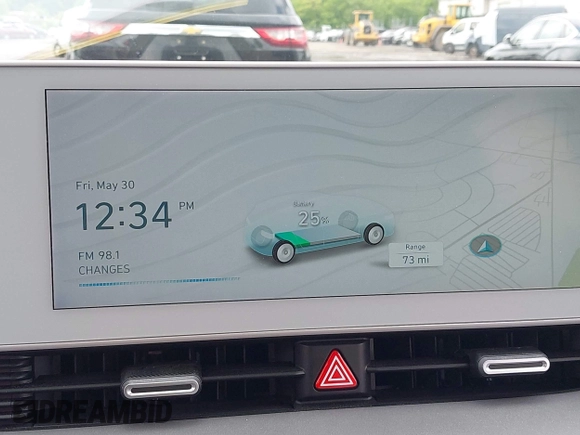 2022 Hyundai Ioniq 5 SEL z VIN KM8KNDAF0NU055189, wystawiony jako IAAI lot #42390538 z przebiegiem 37 542 mil mil oraz . Historia ofert i sprzedaży dostępna na DreamBid. Obrazek 17.