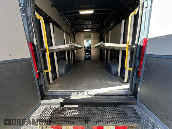 2020 Ram ProMaster Cargo with VIN 3C6URVJG1LE116990, listed as a Copart auction lot 53966915 with 61,813 mi miles and Clean Title. Bid and sale history available at carsss.com. Image 13.