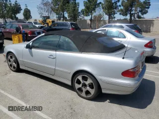 2000 Mercedes-Benz CLK with VIN WDBLK65G7YT043307, listed as a Copart auction lot 53749105 with Not Provided miles and Clean Title. Bid and sale history available at carsss.com. Image 2.