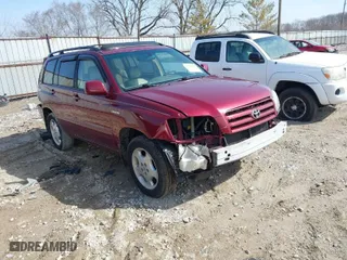 2005 Toyota Highlander with VIN JTEEP21A350110032, listed as a IAAI auction lot 41701585 with 223,277 mi miles. Bid and sale history available at carsss.com. Image 1.