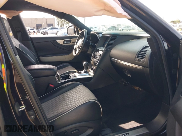 2017 Infiniti QX70 with VIN JN8CS1MW1HM410293, listed as a IAAI auction lot 41689343 with 149,823 mi miles and . Bid and sale history available at DreamBid. Image 5.